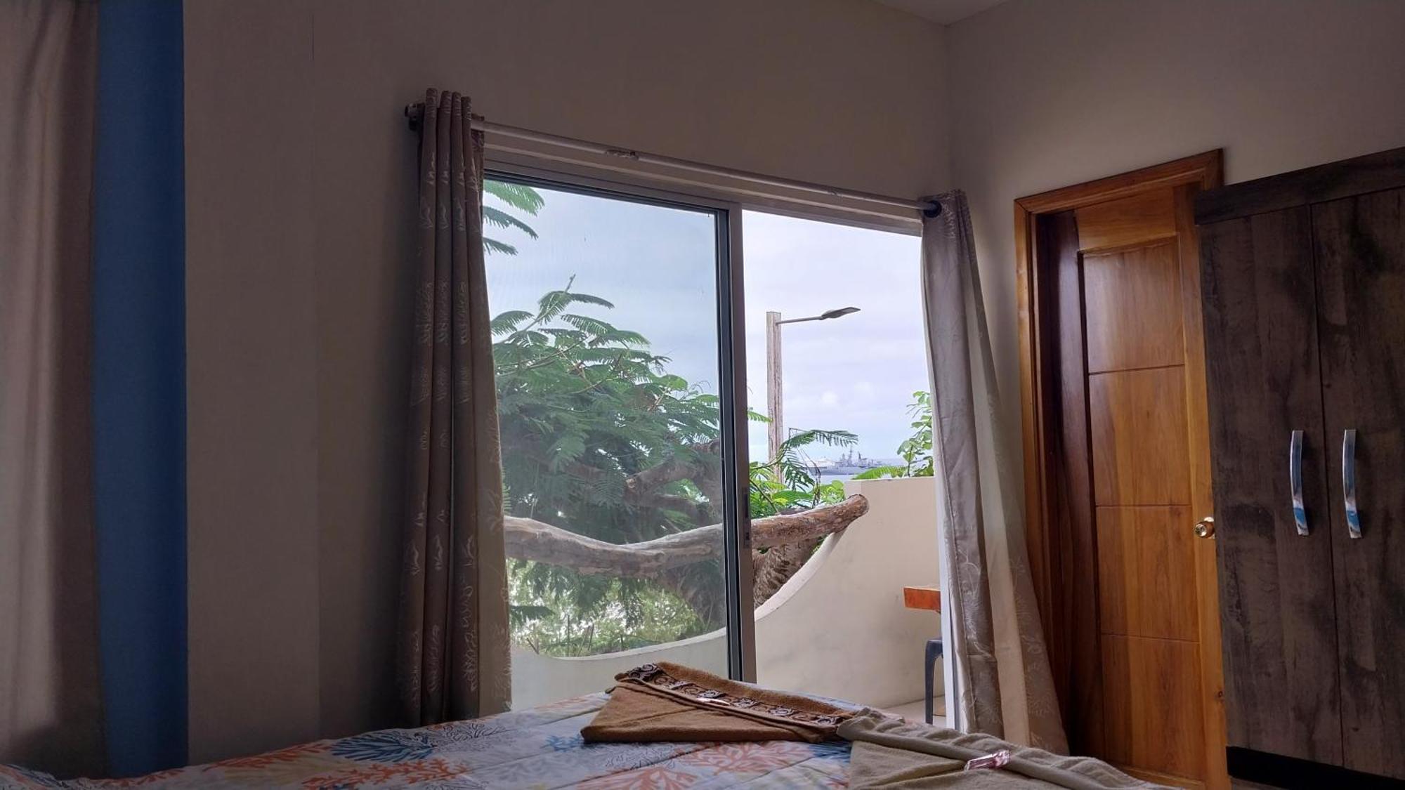 Hostal Cabanas Don Jorge Puerto Baquerizo Moreno Esterno foto