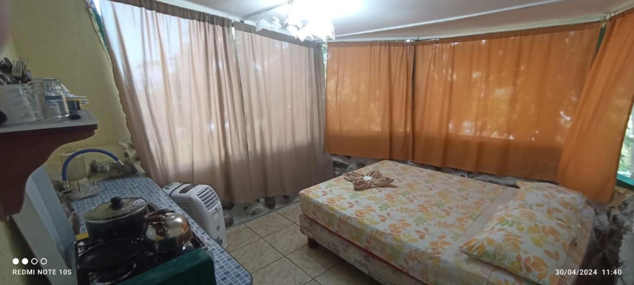 Hostal Cabanas Don Jorge Puerto Baquerizo Moreno Esterno foto