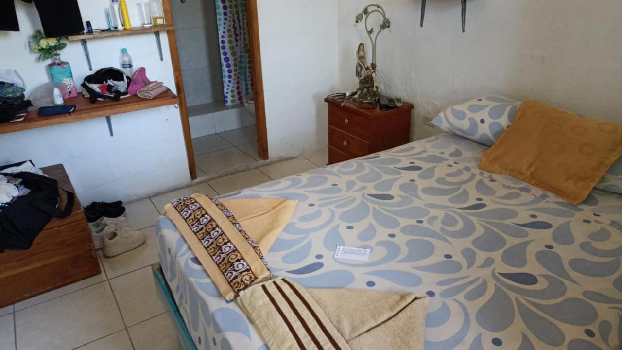Hostal Cabanas Don Jorge Puerto Baquerizo Moreno Esterno foto