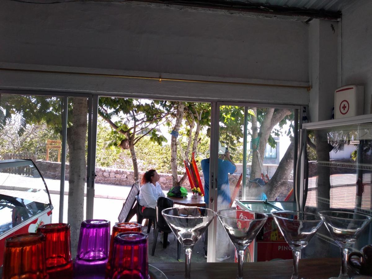 Hostal Cabanas Don Jorge Puerto Baquerizo Moreno Esterno foto